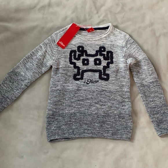 Kids Sweater - Picture 1 of 4